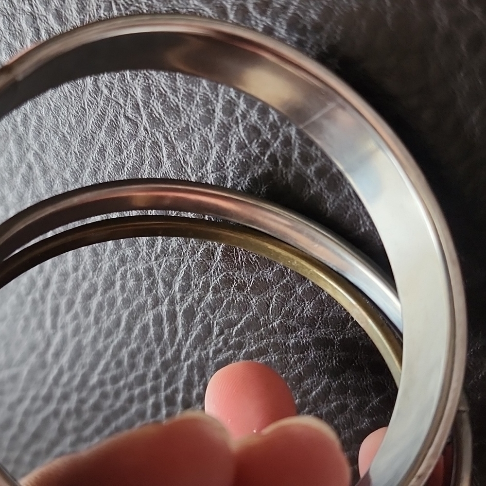 Vtg Shell Bangle Bracelets - image 6